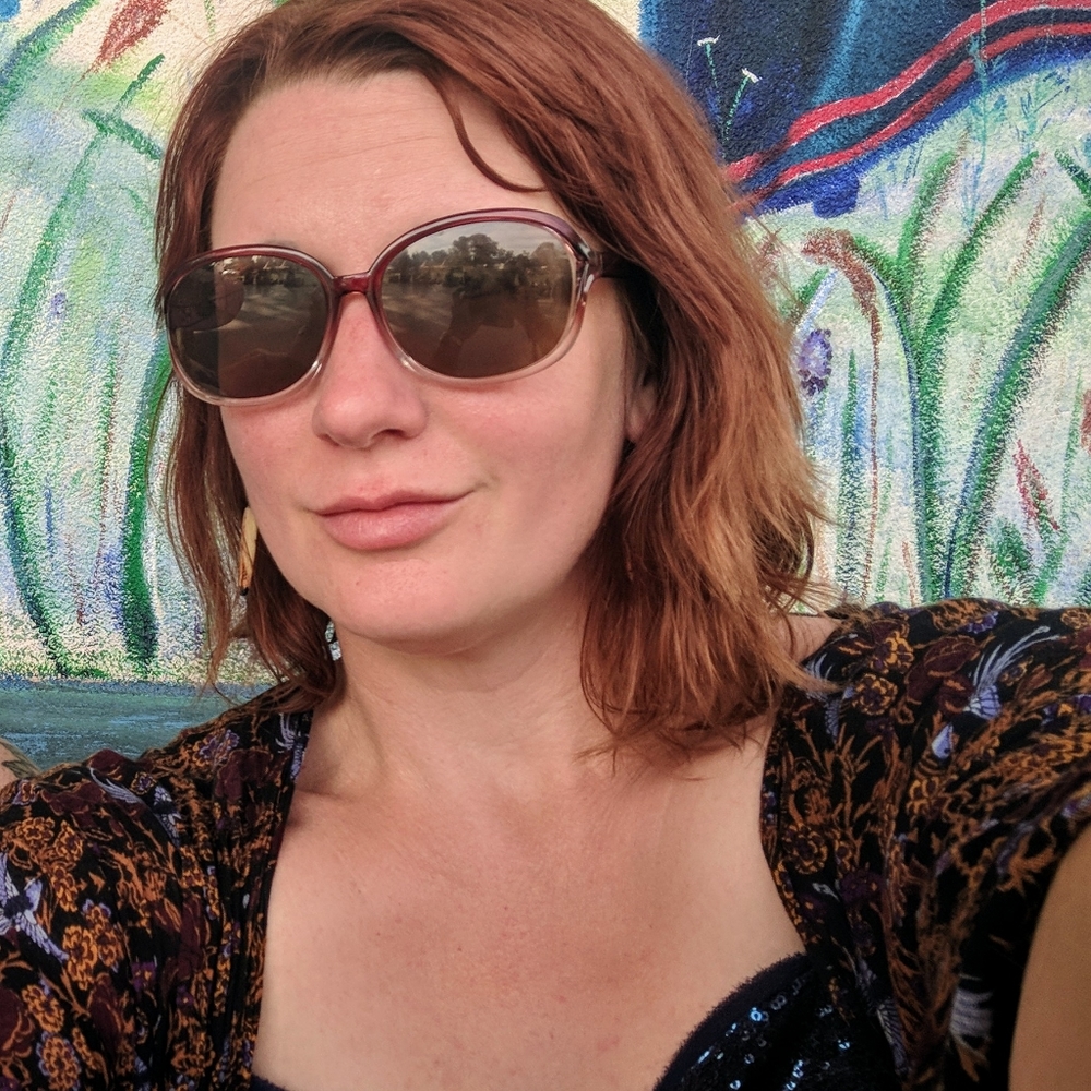 Meet your Posher, Laura